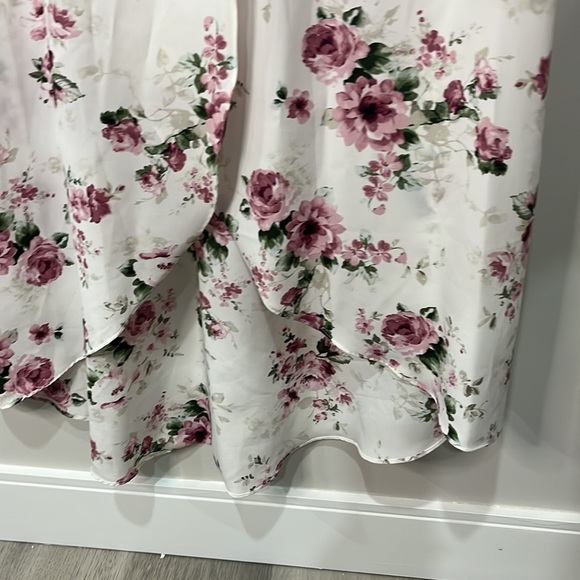 Floral full length dress - Picture 3 of 7